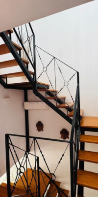 Elegant Triplex Townhouse with Private Garden in Es Vivé Elegant Triplex Townhouse with Private Garden in Es Vivé