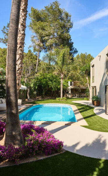 Elegant mediterranean villa in exclusive Can Furnet