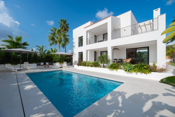 Luxury Rental Villa with Rooftop Views in Sa Carroca