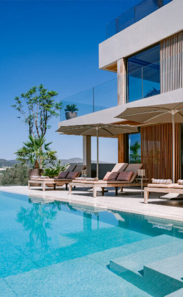 Luxury Villa for Rent in Talamanca with Sea Views