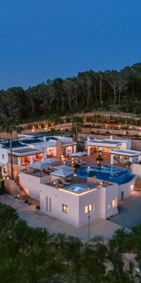 Luxuriöse Wellness-Villa zu vermieten in Santa Gertrudis Luxuriöse Wellness-Villa zu vermieten in Santa Gertrudis