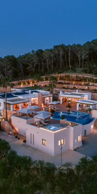 Luxuriöse Wellness-Villa zu vermieten in Santa Gertrudis Luxuriöse Wellness-Villa zu vermieten in Santa Gertrudis