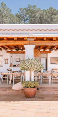 Luxuriöse Wellness-Villa zu vermieten in Santa Gertrudis Luxuriöse Wellness-Villa zu vermieten in Santa Gertrudis