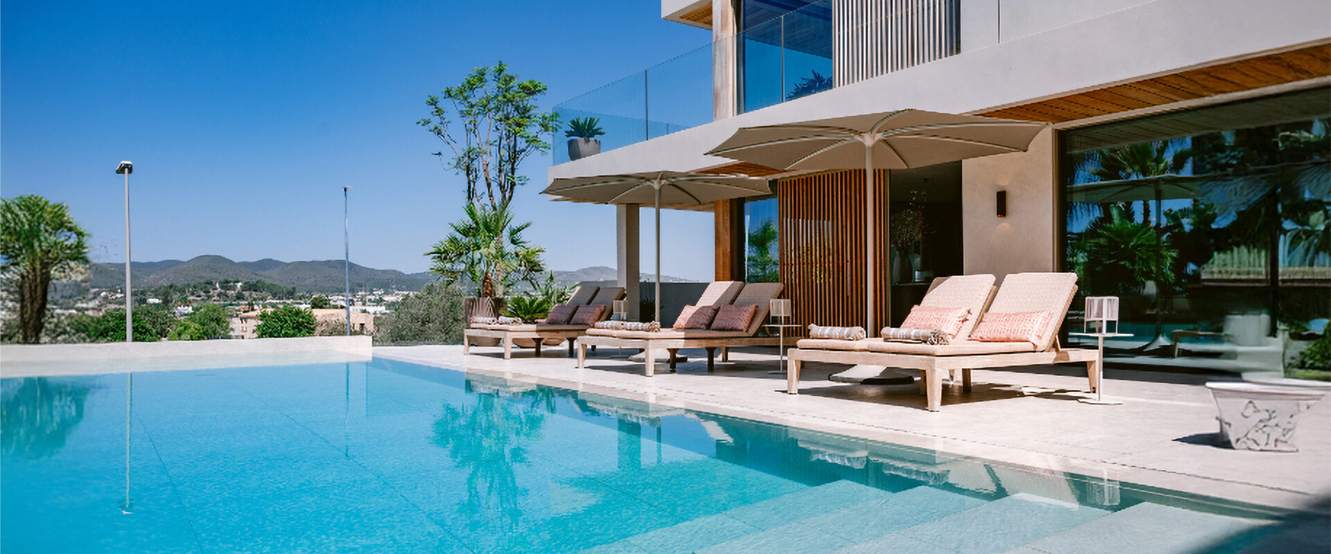 Luxury Rental Villa with Sea Views in Talamanca