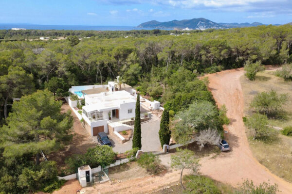 Country house with privacy between San Carlos