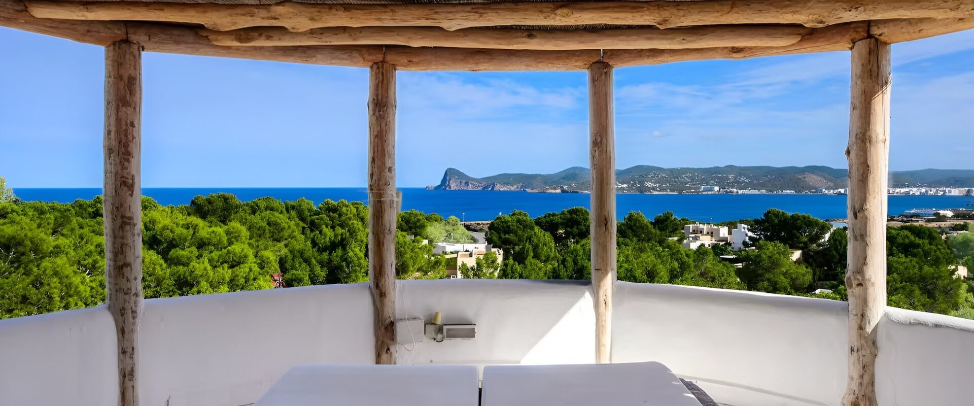 Authentic ibicencan villa with panoramic sea views - CW Group