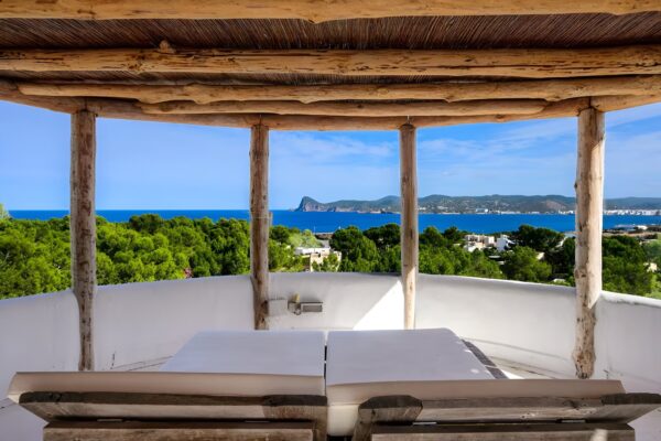 Authentic ibicencan villa with panoramic sea views - CW Group
