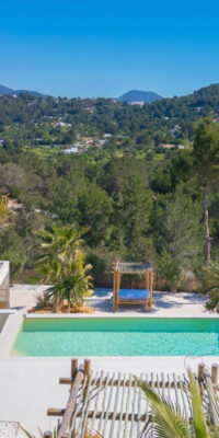 Contemporary Country Villa with Open Views Near San José Contemporary Country Villa with Open Views Near San José