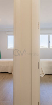 Sophisticated Duplex Penthouse with Sea Views Sophisticated Duplex Penthouse with Sea Views