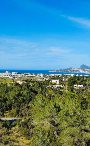 Exclusive sea view villa under construction in Benimussa