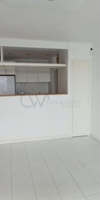 Apartment with sea view & communal pool Apartment with sea view & communal pool