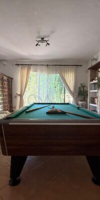 Property with exceptional renovation potential and full privacy Property with exceptional renovation potential and full privacy
