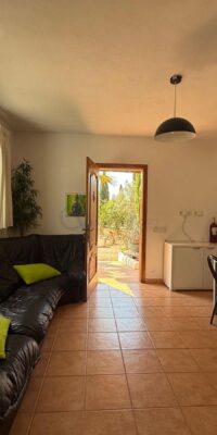 Property with exceptional renovation potential and full privacy Property with exceptional renovation potential and full privacy