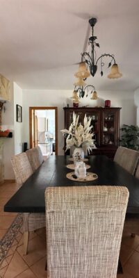 Property with exceptional renovation potential and full privacy Property with exceptional renovation potential and full privacy