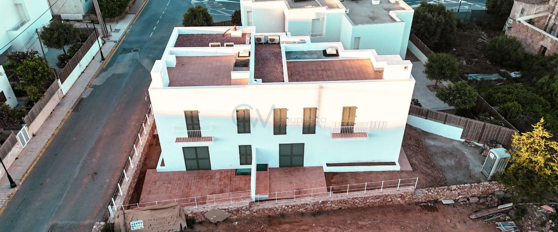 Two Brand-New Semi-Detached Homes in Sant Francisco